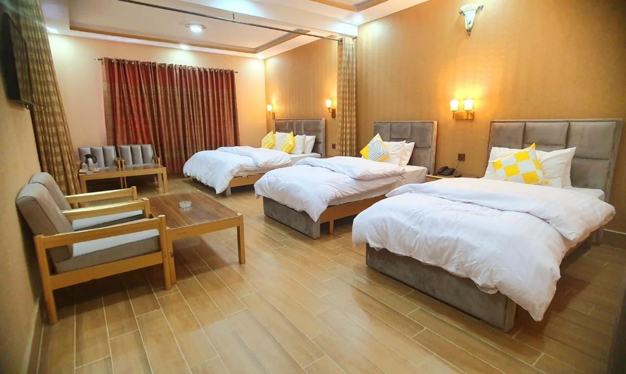 Royal Hotel Naran Zewnętrze zdjęcie