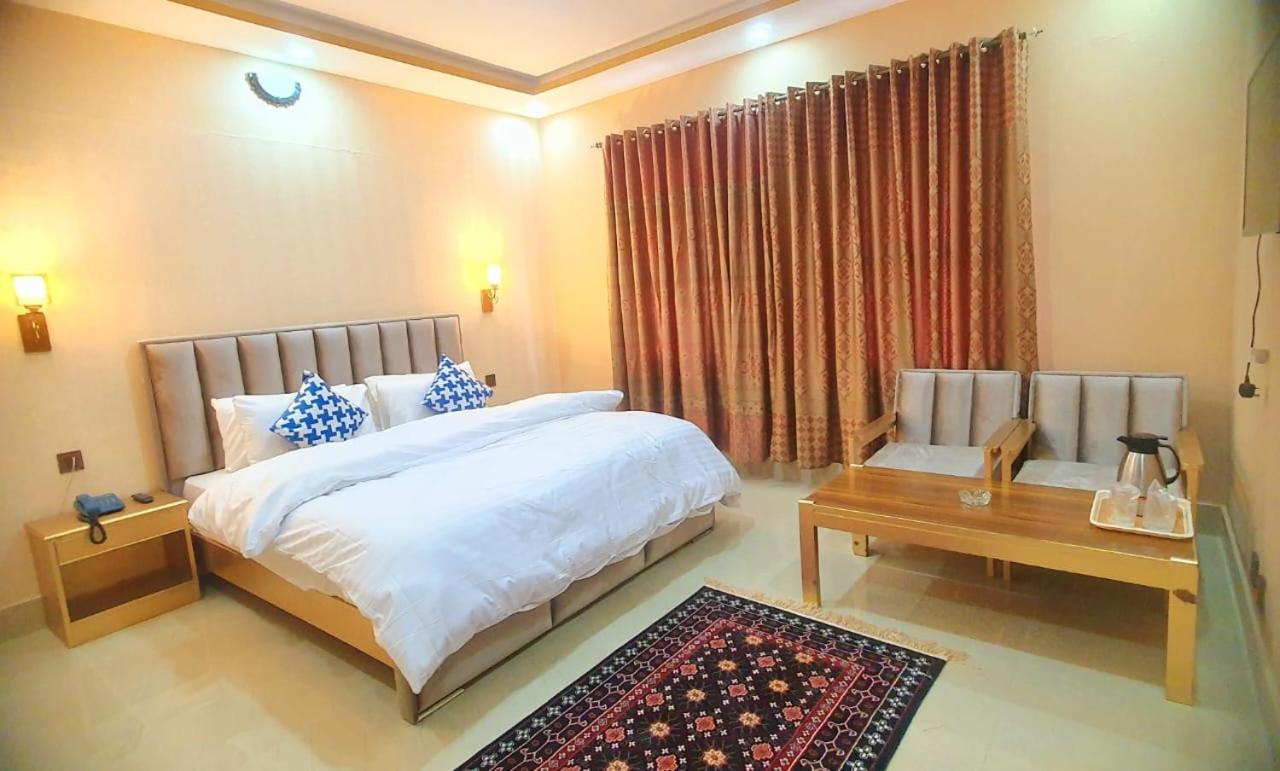 Royal Hotel Naran Zewnętrze zdjęcie